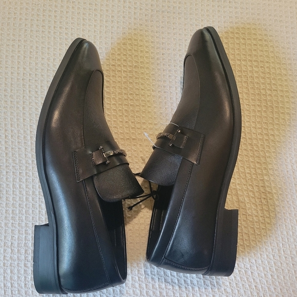 Calvin Clein Men's Black Loafers - Picture 7 of 10